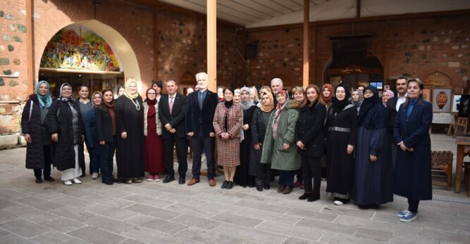 “Cumhuriyetimizin 100.Yıl Anısına Melda Konuk Filografi sergisi”