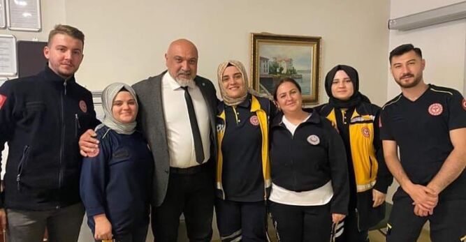 MANİSA’NIN DOKTORUNUN 4. REÇETESİ KIRSAL MAHALLELER İÇİN GELİYOR