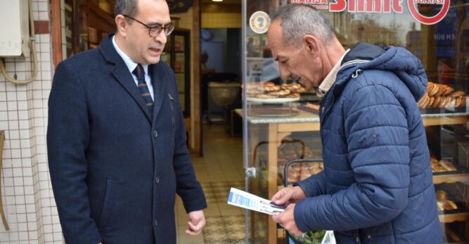 DEVA PARTİLİ OKTAY GÖKKAYA  KARAKÖY ESNAFINI DİNLEDİ 