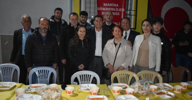 Manisa Gördesliler Derneğinden 2 Bin kişilik iftar yemeği