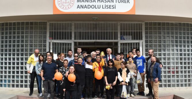 MANİSA HASAN TÜREK ANADOLU LİSESİ DÜNYA OTİZM FARKINDALIK GÜNÜ ETKİNLİĞİ DÜZENLENDİ