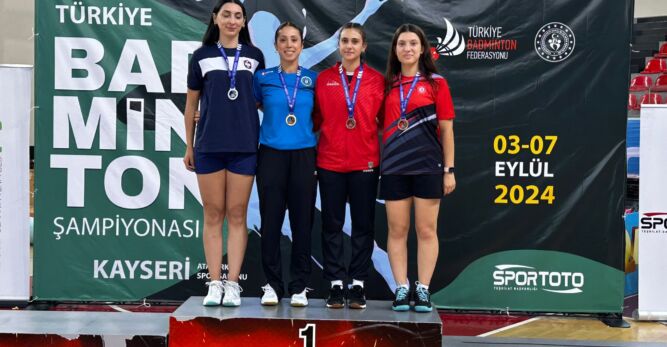 Ravza Bodur Dünya Badminton Şampiyonasında ülkemizi ve Manisa’yı temsil edecek