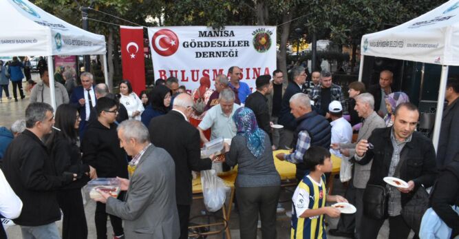 Manisa Gördesliler Derneği’nden 3 Bin Kişilik Keşkek Hayrı