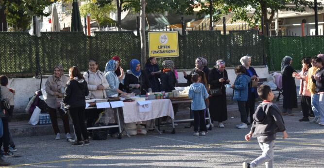 Halil Yurtseven İlkokulu Kermes Düzenledi