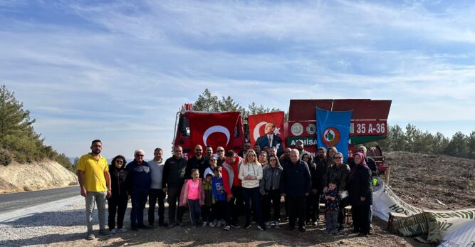 Akhisar Lokantacılar Odası’ndan Anlamlı Etkinlik: 101 Çam Fidanı Toprakla Buluşturuldu